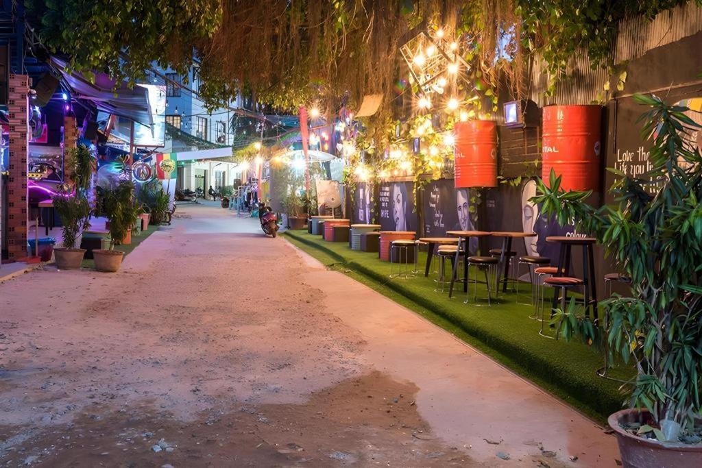 Happy Zone Hostel Siem Reap Extérieur photo